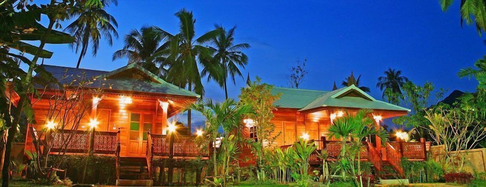 Cozy Garden Resort