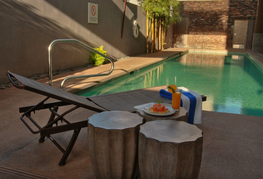 Holiday Inn Express Suites Mexicali