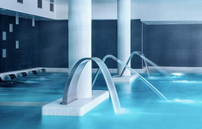 Hotel Balneario Alhama de Aragon desde 100€, Alhama De Aragón
