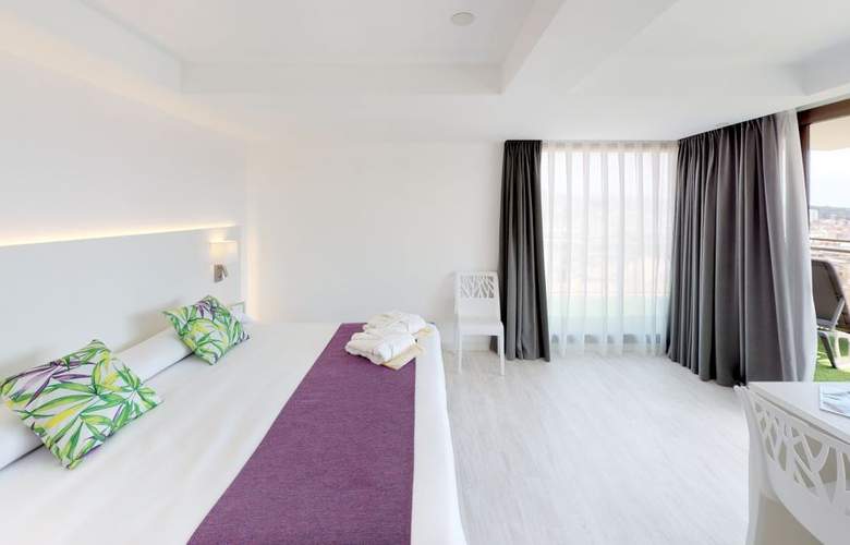 Hotel Samba, Lloret De Mar