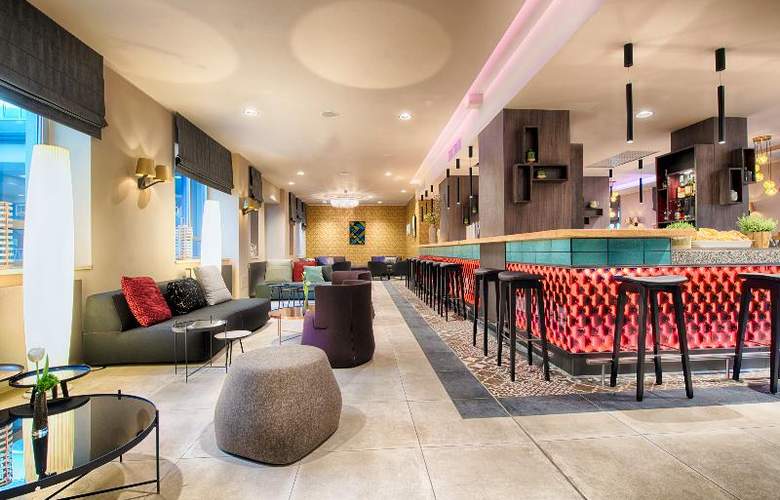 Hotel NYX Madrid desde 140€, Madrid
