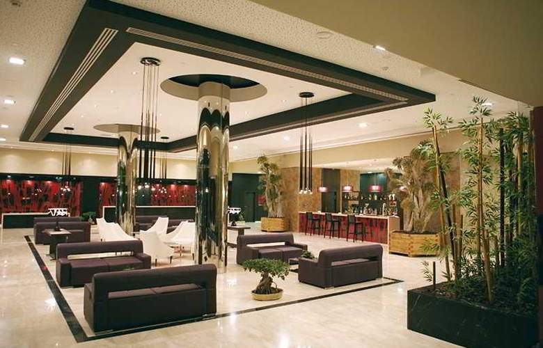 Gran Hotel Sol y Mar desde 89€, Calpe